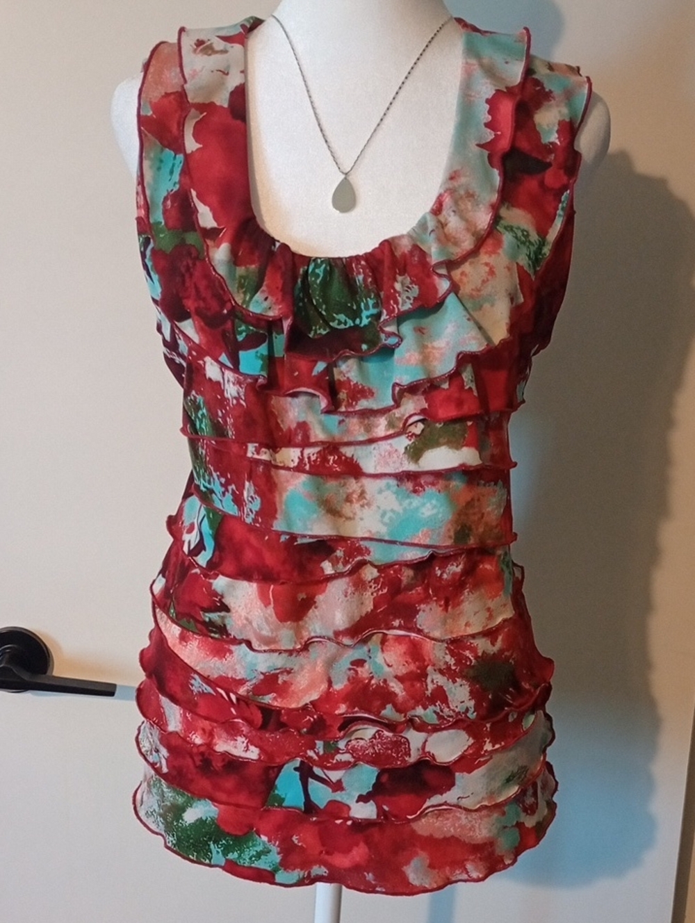 Red and Turquoise Abstract Pattern Sleeveless Blouse With Ruffles Size Large